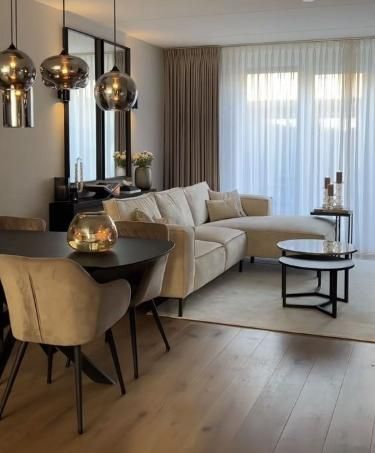 Bán chung cư 1 ngủ hiếm đủ đồ view đẹp The Paris Vinhomes Ocean Park Gia Lâm hướng Nam